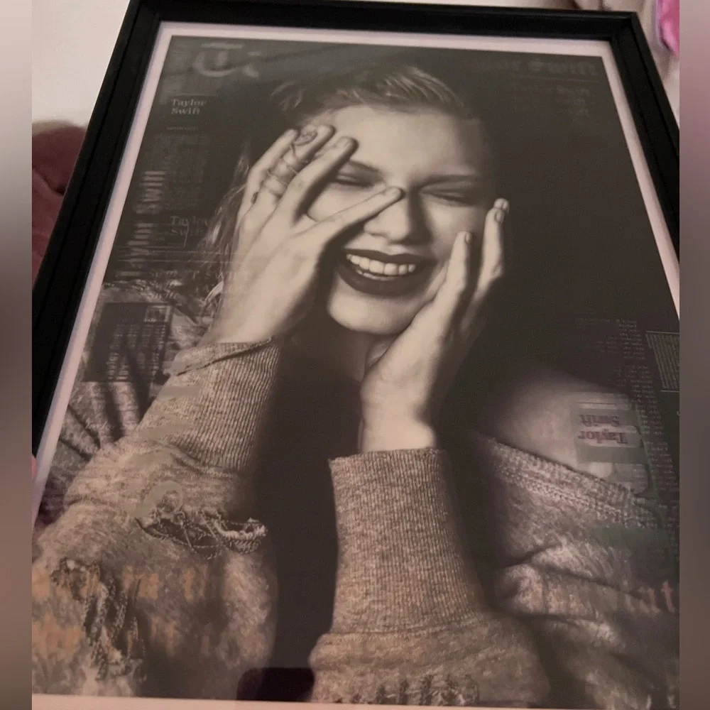 Taylor Swift Reputation 3D Lenticular (Holographic) Lithograph Poster - Picture 4 of 5